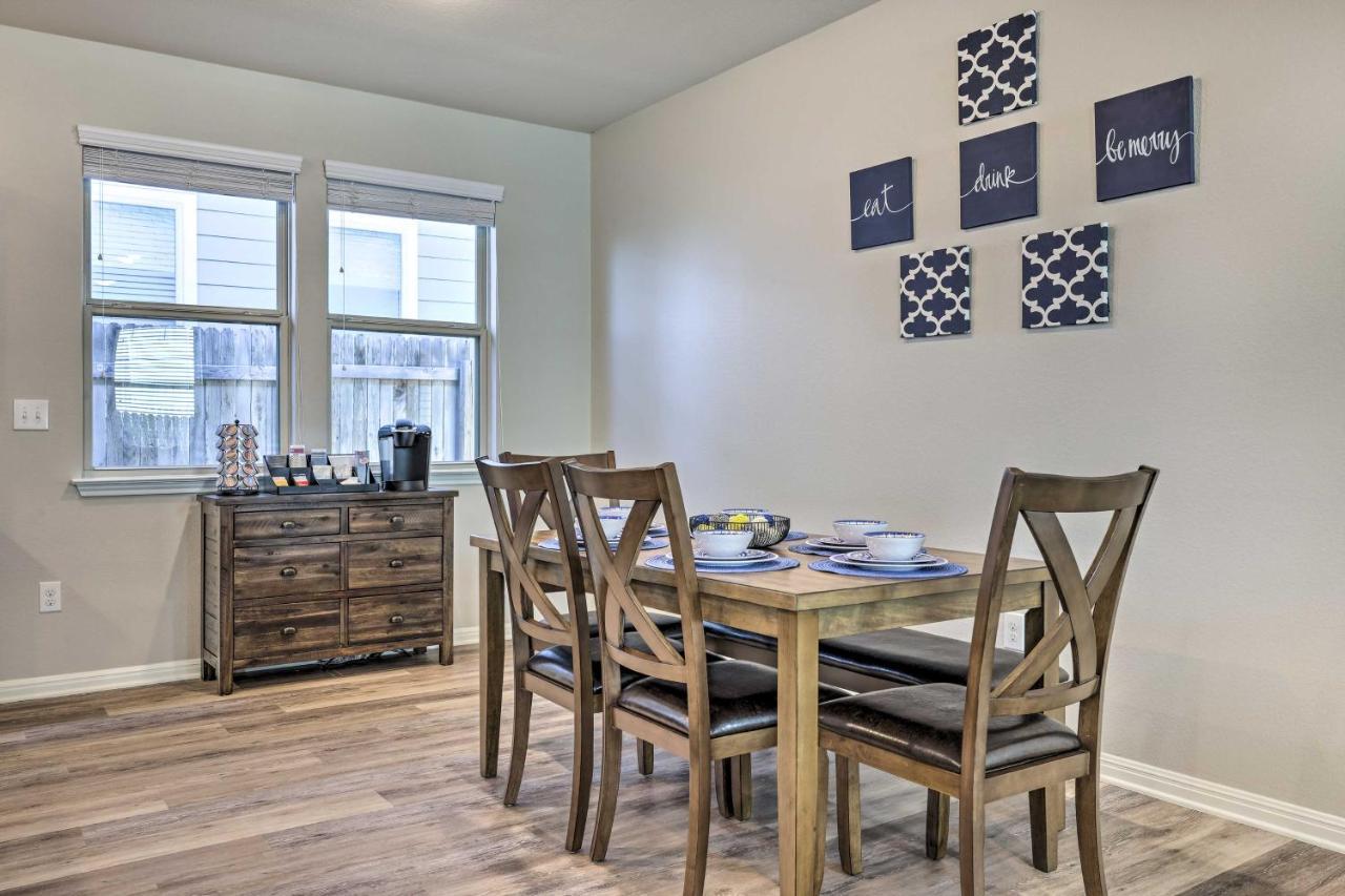 Buda Home With Smart Tv About 19 Mi To Downtown Austin Ngoại thất bức ảnh