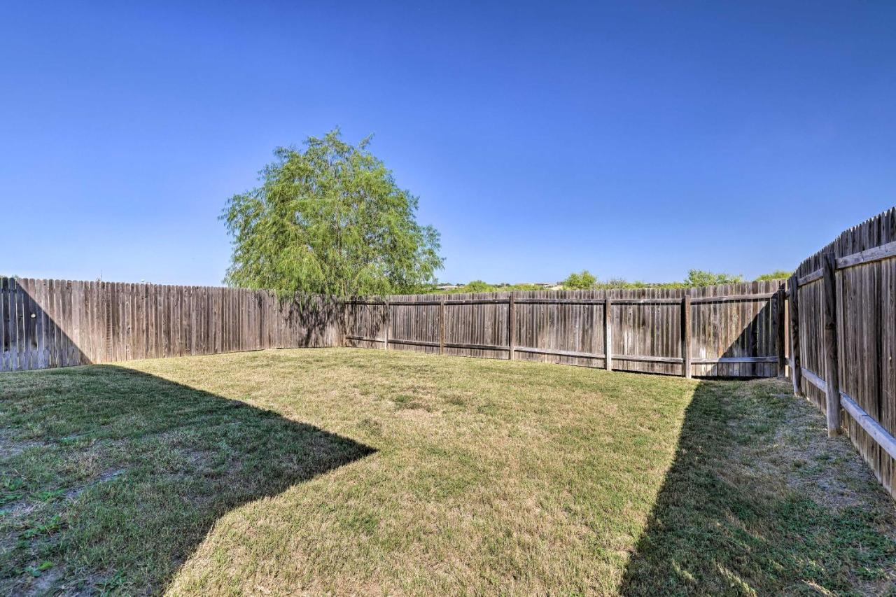 Buda Home With Smart Tv About 19 Mi To Downtown Austin Ngoại thất bức ảnh